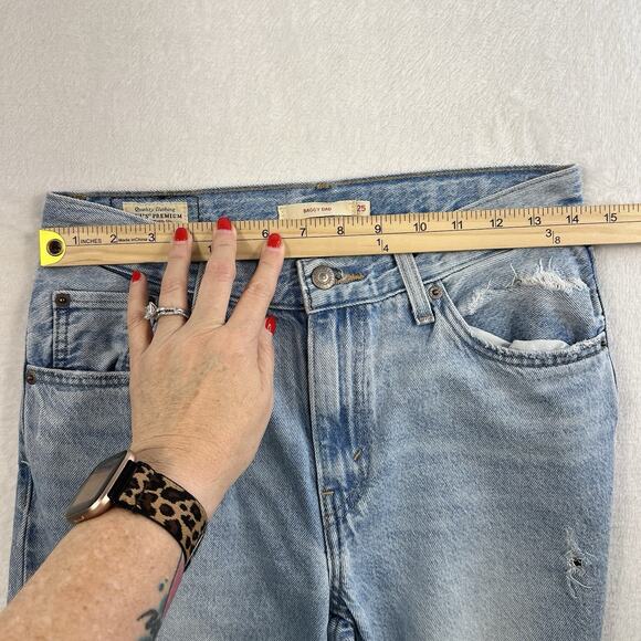 Levi's Sz 25 Premium Baggy Dad Jeans Slouchy Women’s Distressed Holes Grunge - Picture 13 of 16